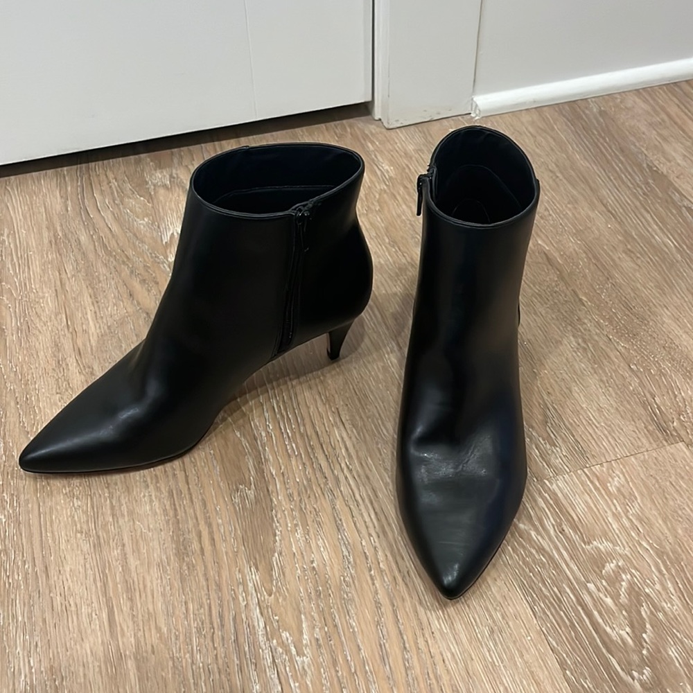 Banana Republic black boots
